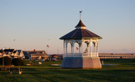 Need a Vacation? Marthas Vineyard Has Got You Covered!